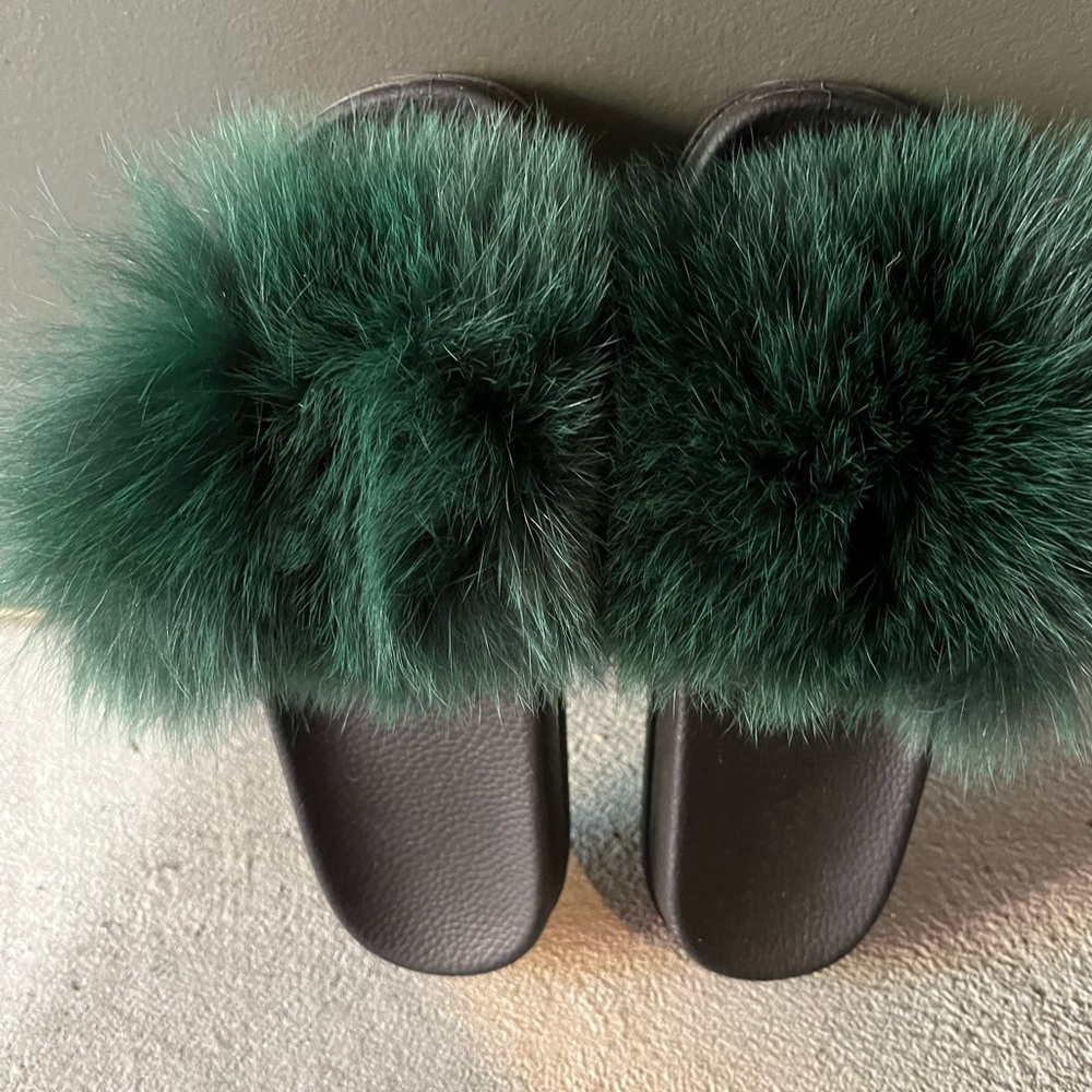 Fox Fur Slides